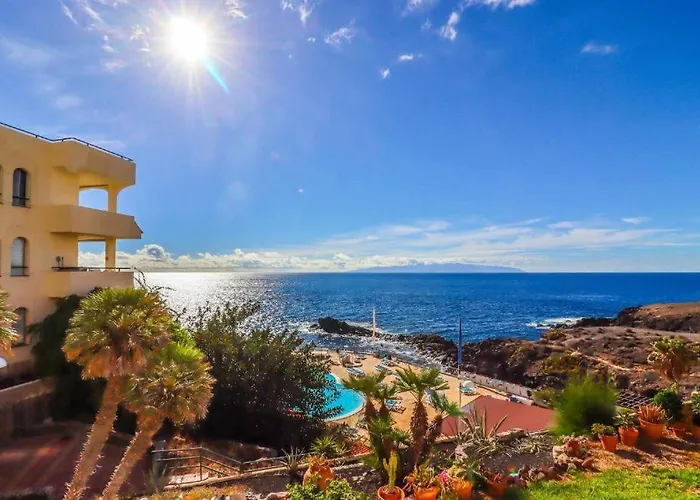 Ocean Garden Apartment *